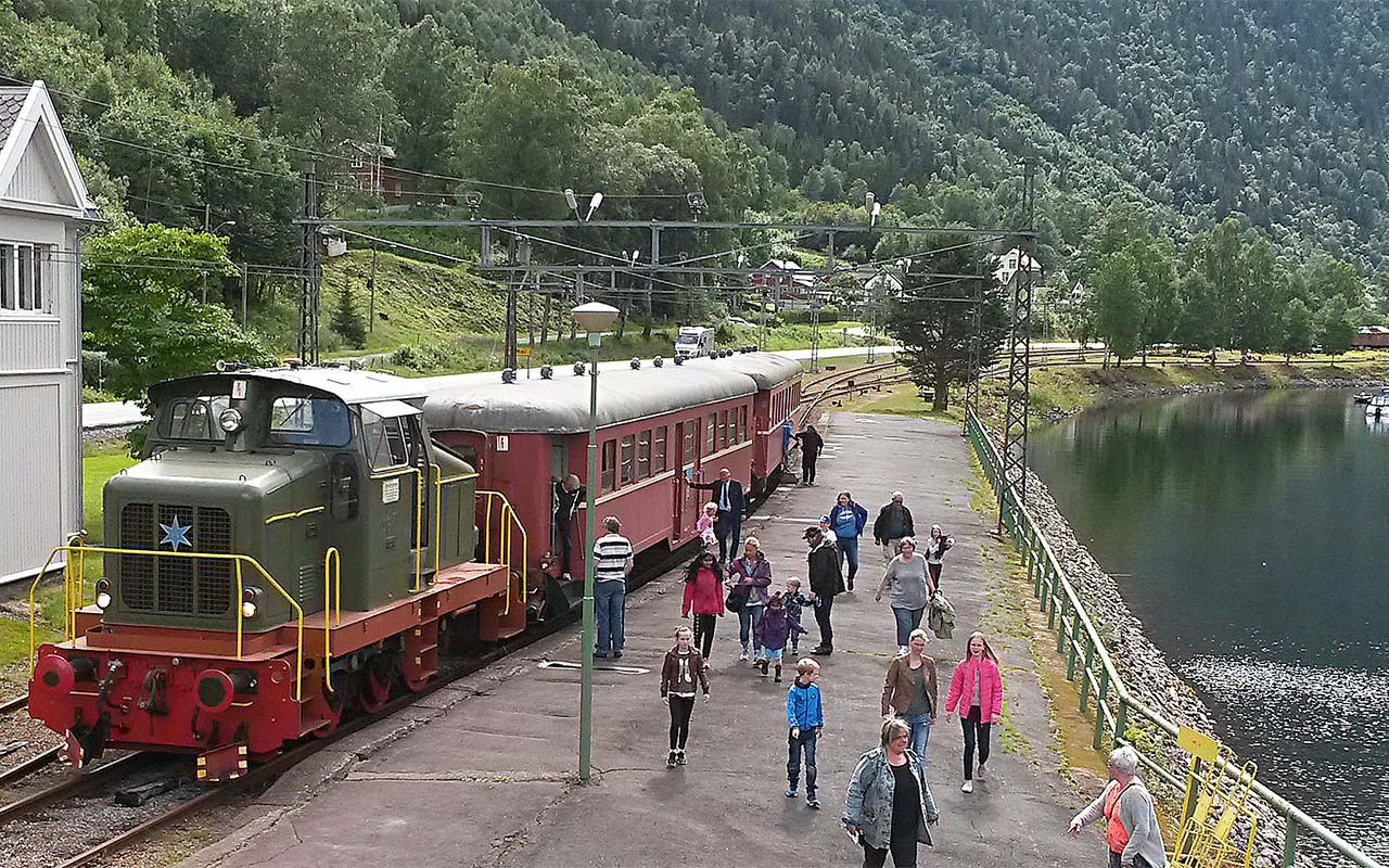 Ankomst Mæl med Rjukanbanen