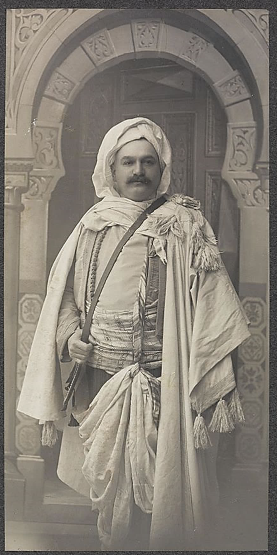 Motgang= tid for ferie! Eyde møtte motgang, ikke minst i 1906. Da brøt han av og la ut på en lengre feriereise, som også bød på et besøk i Tunisia. (Foto: Eyde-arkivet/NB).