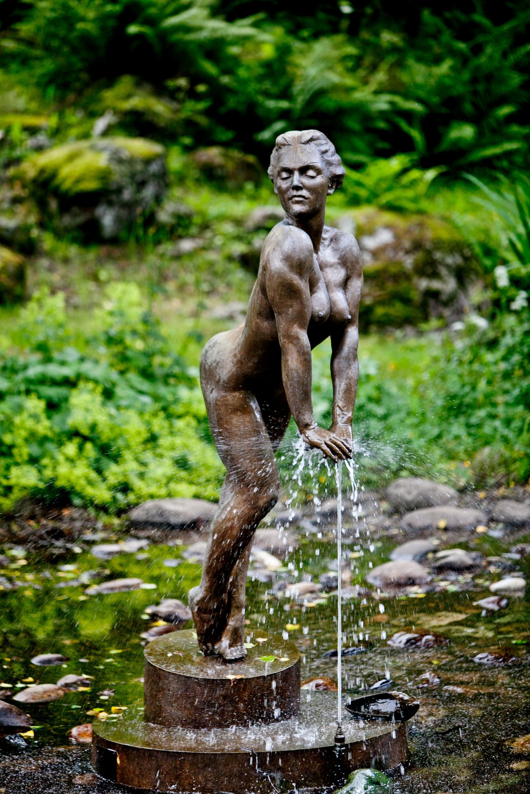 Barfotgrevinnen i Admini-parken. (Foto: K. G. Christensen).