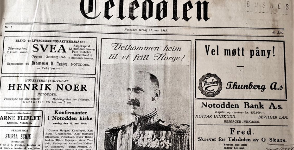 Velkommen heim! Det var portrettet av kong Haakon VII som fikk pryde «freds-utgaven» av avisa Teledølen på Notodden. 12. mai 1945 var avisa igjen å finne i postkassene, etter å ha vært forbudt de tre foregående årene. (Fra Notodden historielags arkiv).