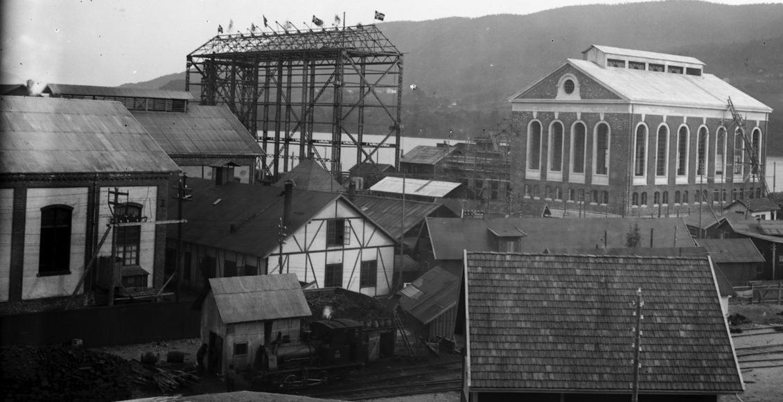 Helge Blix? Tegningene av de to ovnshusa som ble oppført på Notodden rundt 1908 har ingen signatur, men på faglig hold pekes det mot Helge Blix. (Foto: Hydro/NIA).